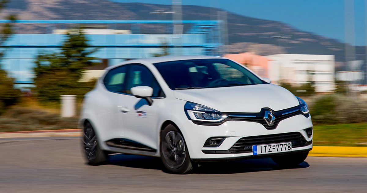 Σταθερό στον δρόμο το νέο Renault Clio 1.5 dCi 110 PS Σταθερό στον δρόμο το νέο Renault Clio 1.5 dCi 110 PS
