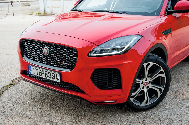 Τα πράγματα με την E-Pace είναι σχετικά απλά. Θα την λατρέψεις από την πρώτη ματιά.