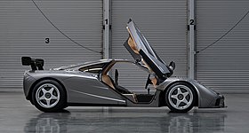 Ενδιαφέρεστε για μια McLaren F1;