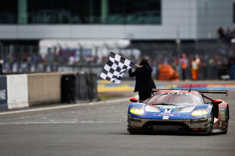 H αναβίωση του Ford GT ήρθε με νίκη στο Le Mans πενήντα χρόνια αργότερα.