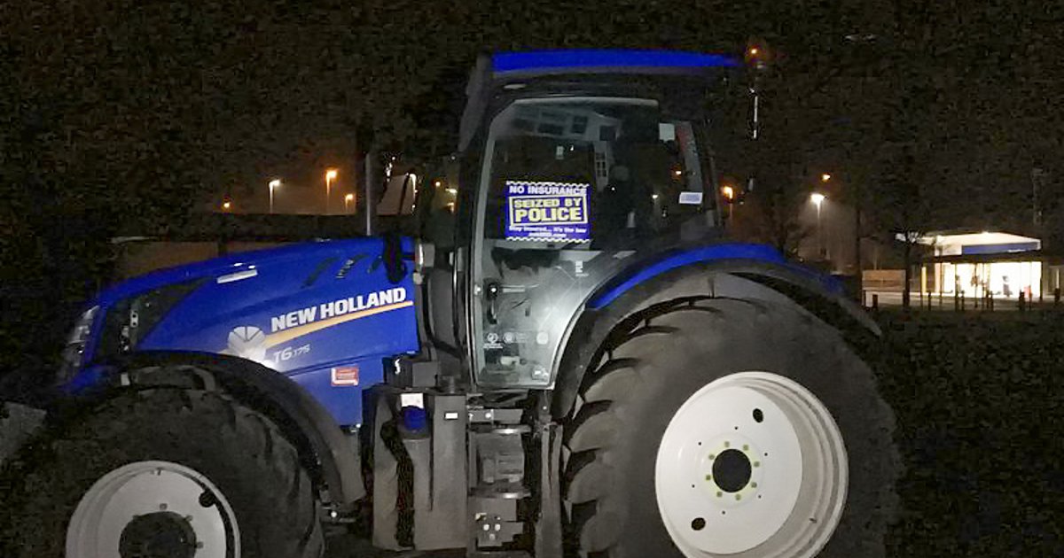 ΤΡΑΚΤΕΡ ΤΡΑΚΤΕΡ