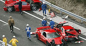 Αγάπη μου διέλυσα τη Ferrari - Τέσσερις ιστορίες αυτοκινητικής φρίκης