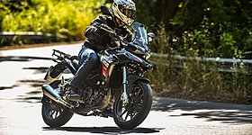 ΤΕST – Benelli TRK 251