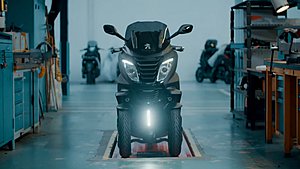 Video - Πως κατασκευάζεται ένα Peugeot Metropolis;