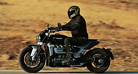 Test – Triumph Rocket 3 R 2020: Cruiser με στεροειδή!
