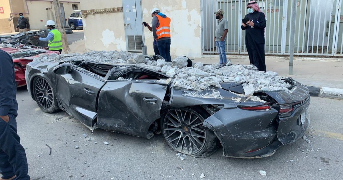 Το συγκλονιστικό βίντεο της κατάρρευσης ενός πολυώροφου χώρου στάθμευσης