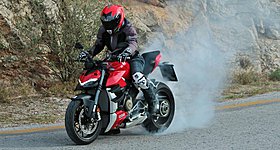 Video Test: Ducati Streetfighter V4S 2021