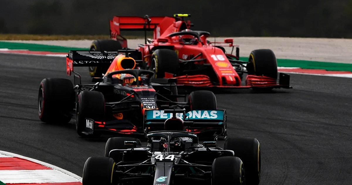 Η Mercedes… καλοβλέπει τον Verstappen