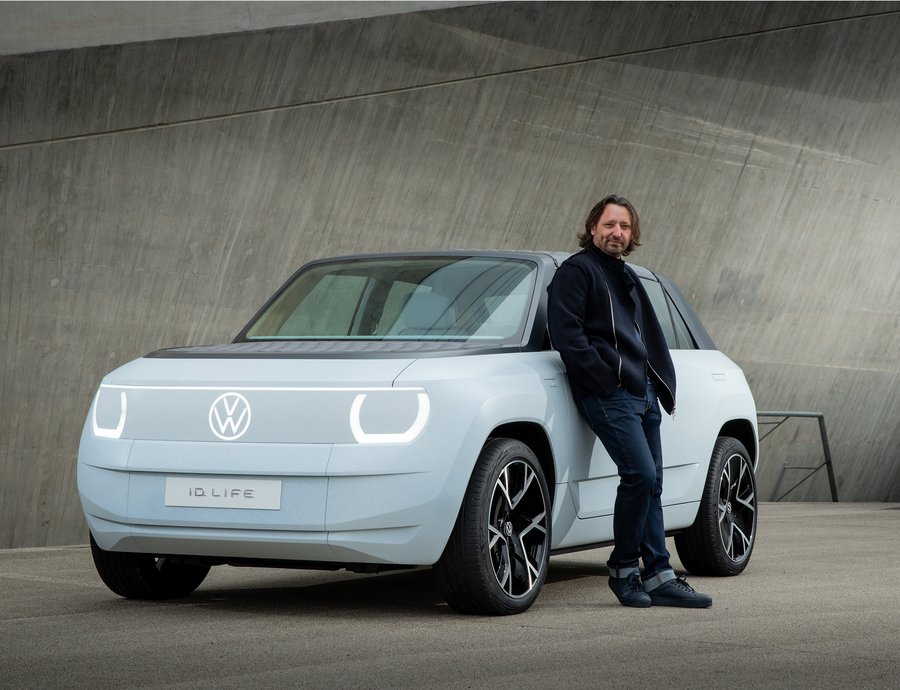 Η Volkswagen μας συστήνει το πιο προσιτό ηλεκτρικό της μοντέλο ID. LIFE!