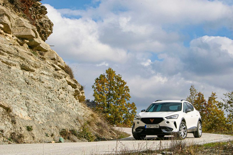 Το Cupra Formentor 1.5 TSI 150PS, είναι ιδανικό αυτοκίνητο για μεικτές διαδρομές.