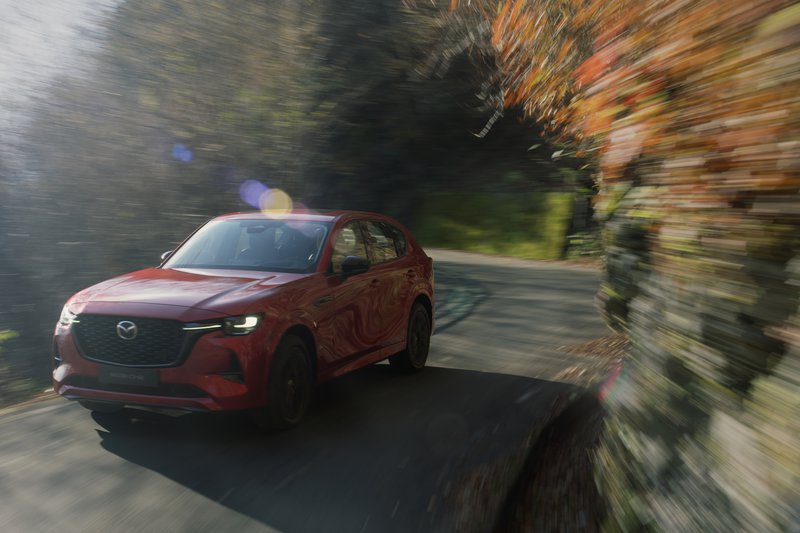 To Mazda CX-60 πάνω στο οποίο θα βασιστεί το επταθέσιο CX-80.
