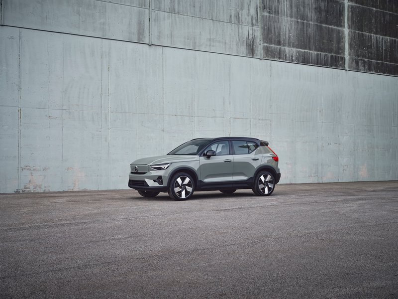 Το νέο XC40 Recharge είναι διαθέσιμο ήδη στην ελληνική αγορά και μέσω online παραγγελιών με πρωτοποριακές λύσεις για όλους όσους αναζητούν ένα πανίσχυρο, εύκολο στην καθημερινή χρήση, ηλεκτρικό SUV. Το νέο XC40 Recharge είναι διαθέσιμο ήδη στην ελληνική αγορά και μέσω online παραγγελιών με πρωτοποριακές λύσεις για όλους όσους αναζητούν ένα πανίσχυρο, εύκολο στην καθημερινή χρήση, ηλεκτρικό SUV.