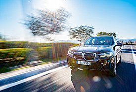 BMW iX3: Δοκιμάζουμε την ηλεκτρική Χ3