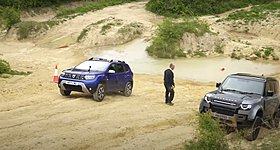 Off-road test: Dacia Duster vs Land Rover Defender 110. Ποιο κερδίζει; (Video)