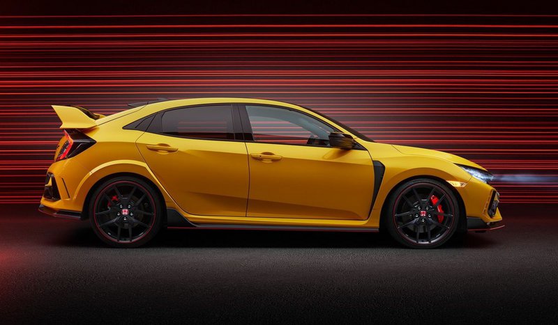 H ειδική έκδοση της τρέχουσας γενιάς Honda Civic Type R σε κίτρινο phoenix.