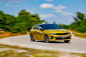 TEST DRIVE - Opel Astra 1.2 130 PS: Αναβάθμιση σε όλα για το εμβληματικό μικρομεσαίο! (video test)

