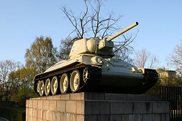 Ένας Έλληνας πίσω από το καλύτερο τανκ του Β’ Παγκοσμίου Πολέμου Ένας Έλληνας πίσω από το καλύτερο τανκ του Β’ Παγκοσμίου Πολέμου