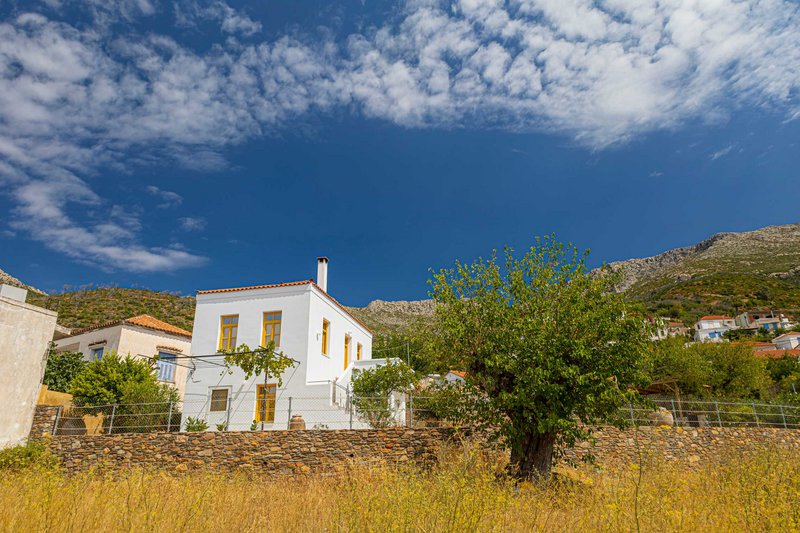 Η Μεταμόρφωση, καθ  οδόν προς Βελανιδιά.