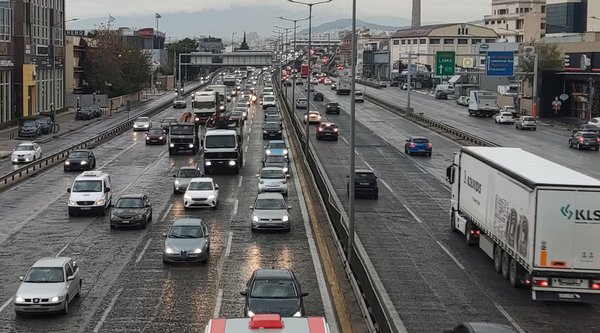 Κηφισός: Εξετάζεται η απαγόρευση κυκλοφορίας βαρέων οχημάτων τις πρωινές ώρες (video)