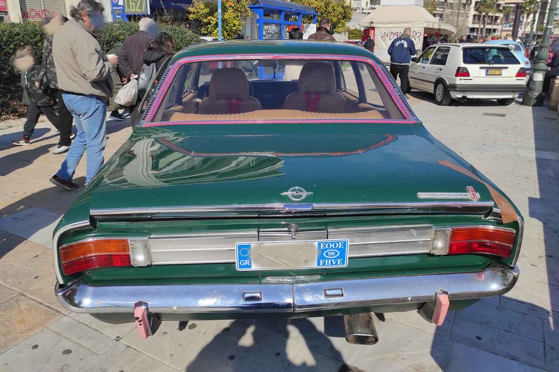 Opel Commodore 2500/6