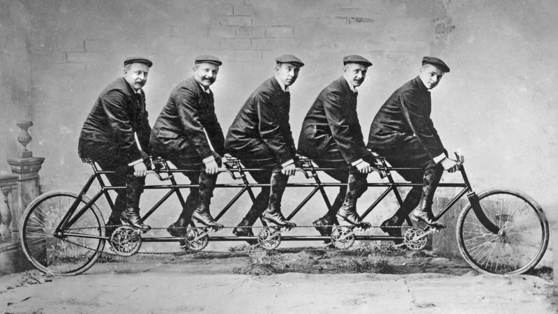 Τα πέντε παιδιά του ζεύγους Opel.