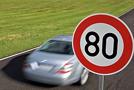 Εξετάζονται χαμηλότερα όρια ταχύτητας - Μείωση 10 km/h λόγω ενεργειακής κρίσης