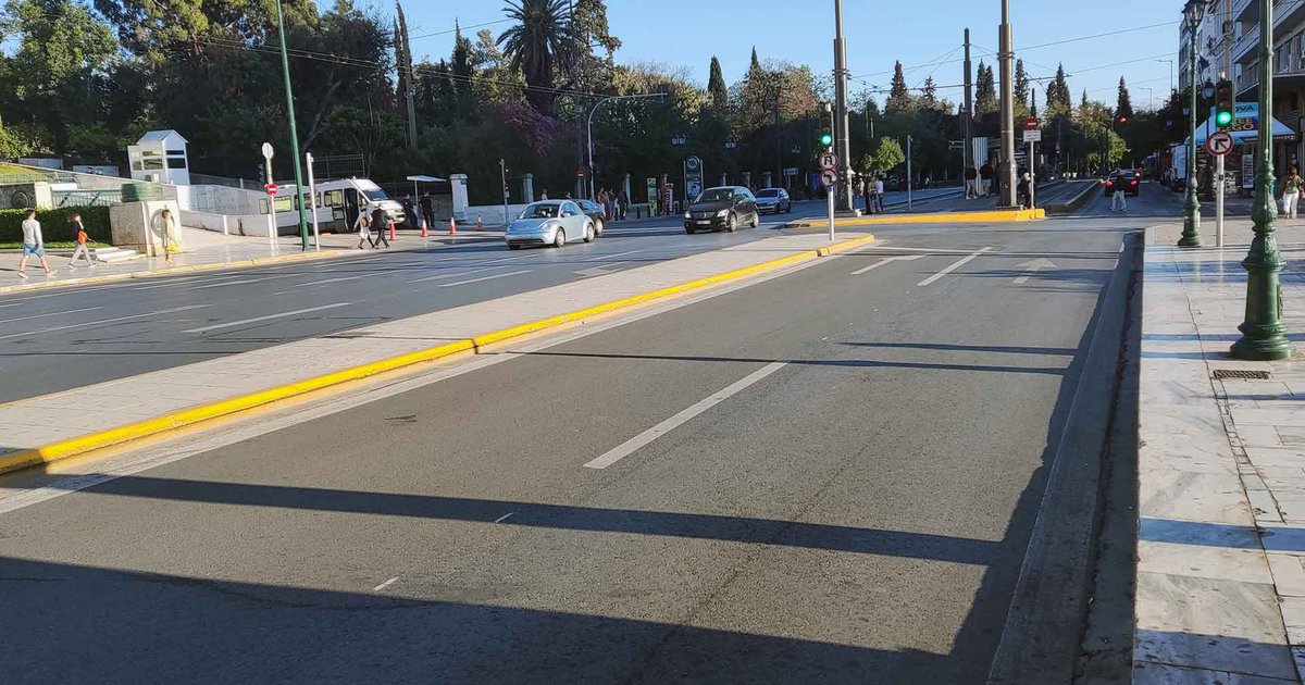 28η Οκτωβρίου: Οι δρόμοι που κλείνουν σε Αθήνα και Πειραιά για τις μαθητικές παρελάσεις 28η Οκτωβρίου: Οι δρόμοι που κλείνουν σε Αθήνα και Πειραιά για τις μαθητικές παρελάσεις