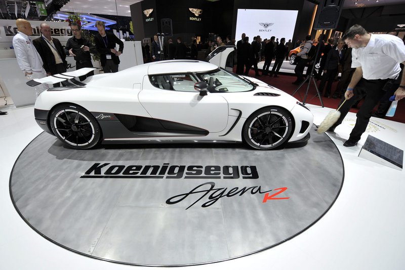 H Koenigsegg Agera R ήταν ένα από τα πρώτα αυτοκίνητα που εμφανίστηκαν με carbon ζάντες.