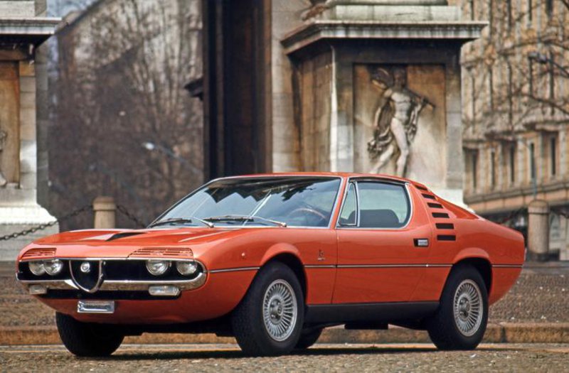 Alfa Romeo Montreal