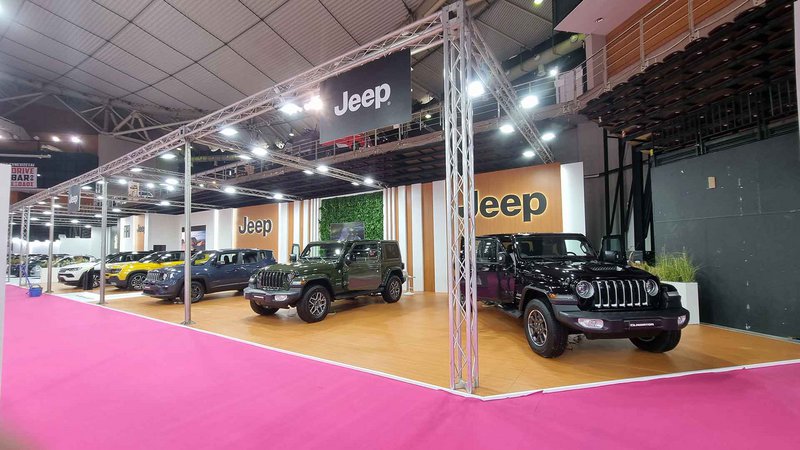 Η γκάμα των μοντέλων της Jeep σε παράταξη Η γκάμα των μοντέλων της Jeep σε παράταξη