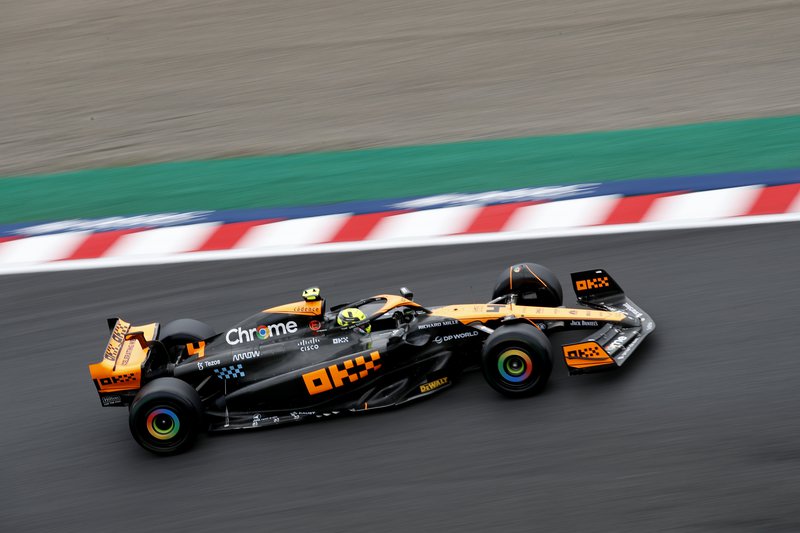 Ο Lando Norris ήρθε 2ος μπροστά από τον teammate του