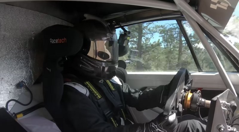 Η Lia Block στο Porsche Hoonipigasus