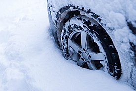 Χειμερινά ελαστικά: Όσα πρέπει να γνωρίζετε για την ασφάλεια και την απόδοσή τους