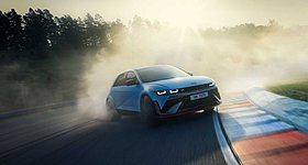 Έρευνα: Όσο περισσότερο «ξεζουμίζεις» ένα ηλεκτρικό αυτοκίνητο, τόσο ενισχύεις την υγεία της μπαταρίας