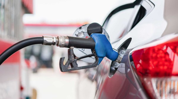 Έρευνα-σοκ: Τα PHEV σε πραγματικές συνθήκες καταναλώνουν έως και 3 φορές περισσότερο καύσιμο