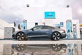 Έρευνα: Πόση χωρητικότητα χάνουν κάθε χρόνο οι μπαταρίες των ηλεκτρικών αυτοκινήτων