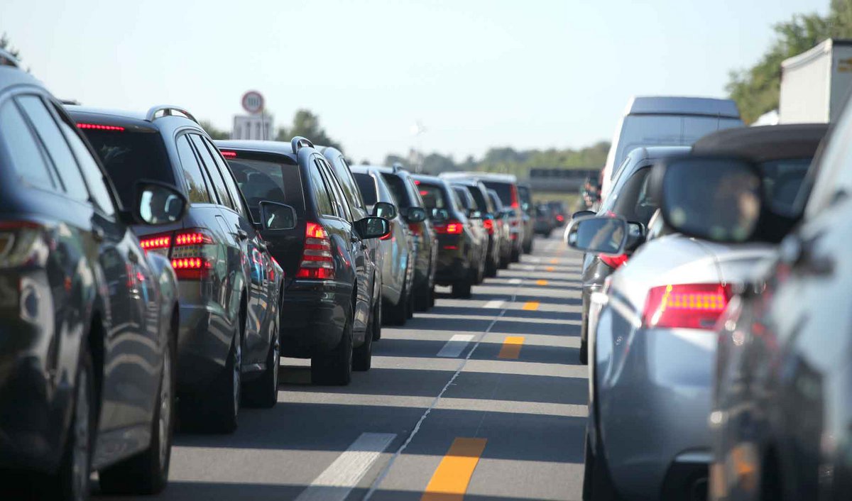 Ελληνικές ταξινομήσεις 2025: 1 στα 2 νέα αυτοκίνητα ήταν υβριδικά