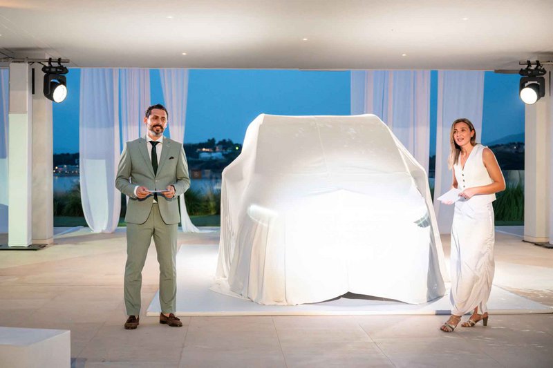 Δέσποινα Ιωαννίδου & Θοδωρής Γραμματικόπουλος, Product Manager Mercedes-Benz Vans