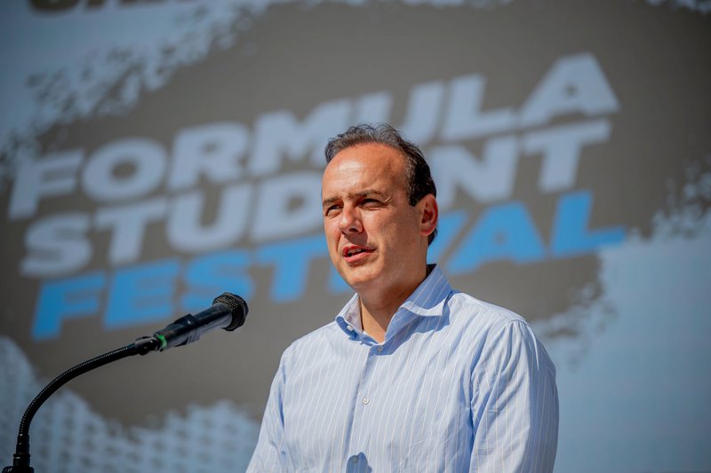 Γιώργος Παπανικολάου