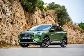 Ford Kuga FHEV: Η έξυπνη επιλογή για οικονομία και άνεση