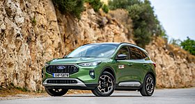 Ford Kuga FHEV: Η έξυπνη επιλογή για οικονομία και άνεση