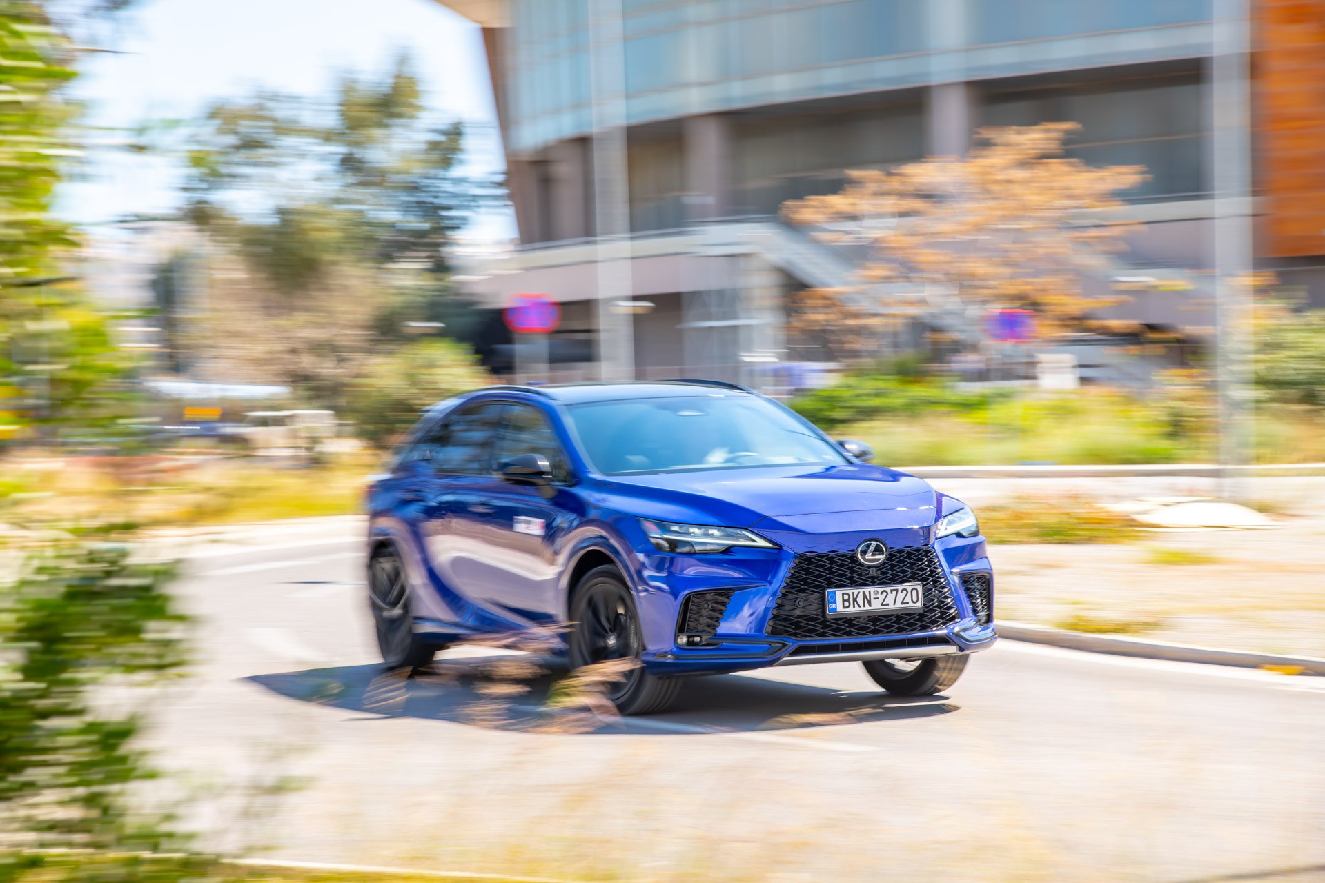 2023 LEXUS RX 500h F-SPORT - Δοκιμή, Τιμές, Τεχνικά | caranddriver.gr