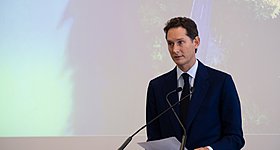 «Καρφιά» Elkann στους οδηγούς της Ferrari: «Πρέπει να μιλάνε λιγότερο»