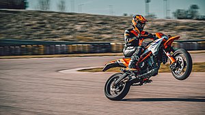 KTM SMC 125 R / SMC 390 R 2025