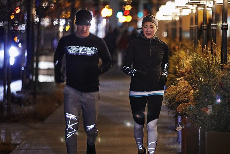 Ανακλαστικές λωρίδες της 3Μ σε αθλητικό εξοπλισμό για τρέξιμο