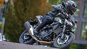 Kawasaki Z500 με έκπτωση €500