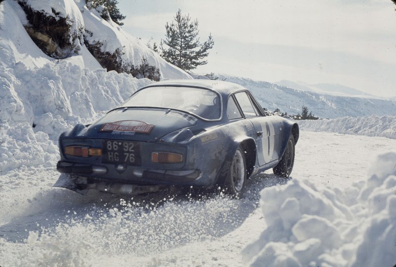 Η Renault Alpine A110 στο Ράλι Μόντε Κάρλο 1973.