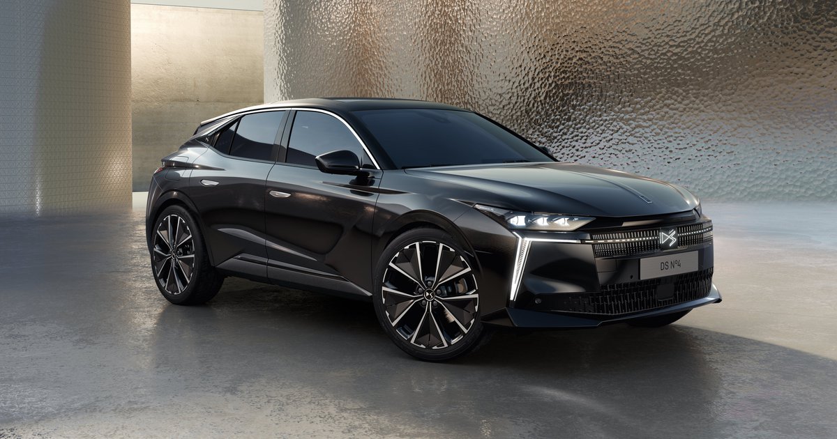 DS No4: Ήρθε στην Ελλάδα το νέο hatchback των Γάλλων - Αναλυτικά τιμές κι εκδόσεις (πίνακας)