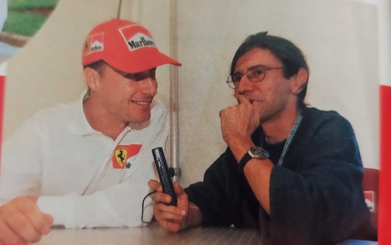 Συνέντευξη του Eddie Irvine με τον Βασίλη Γούσια το Φεβρουάριο του 1998.