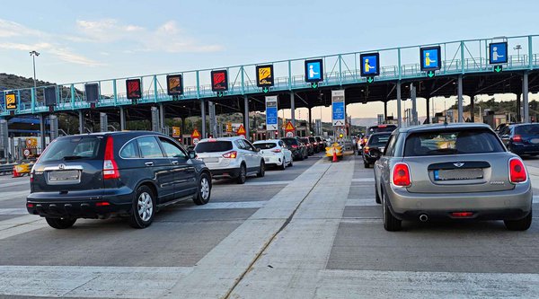 Πρωτομαγιά: Αυστηρά μέτρα τροχαίας και απαγορεύσεις για τα φορτηγά - Πότε ξεκινά η εφαρμογή τους